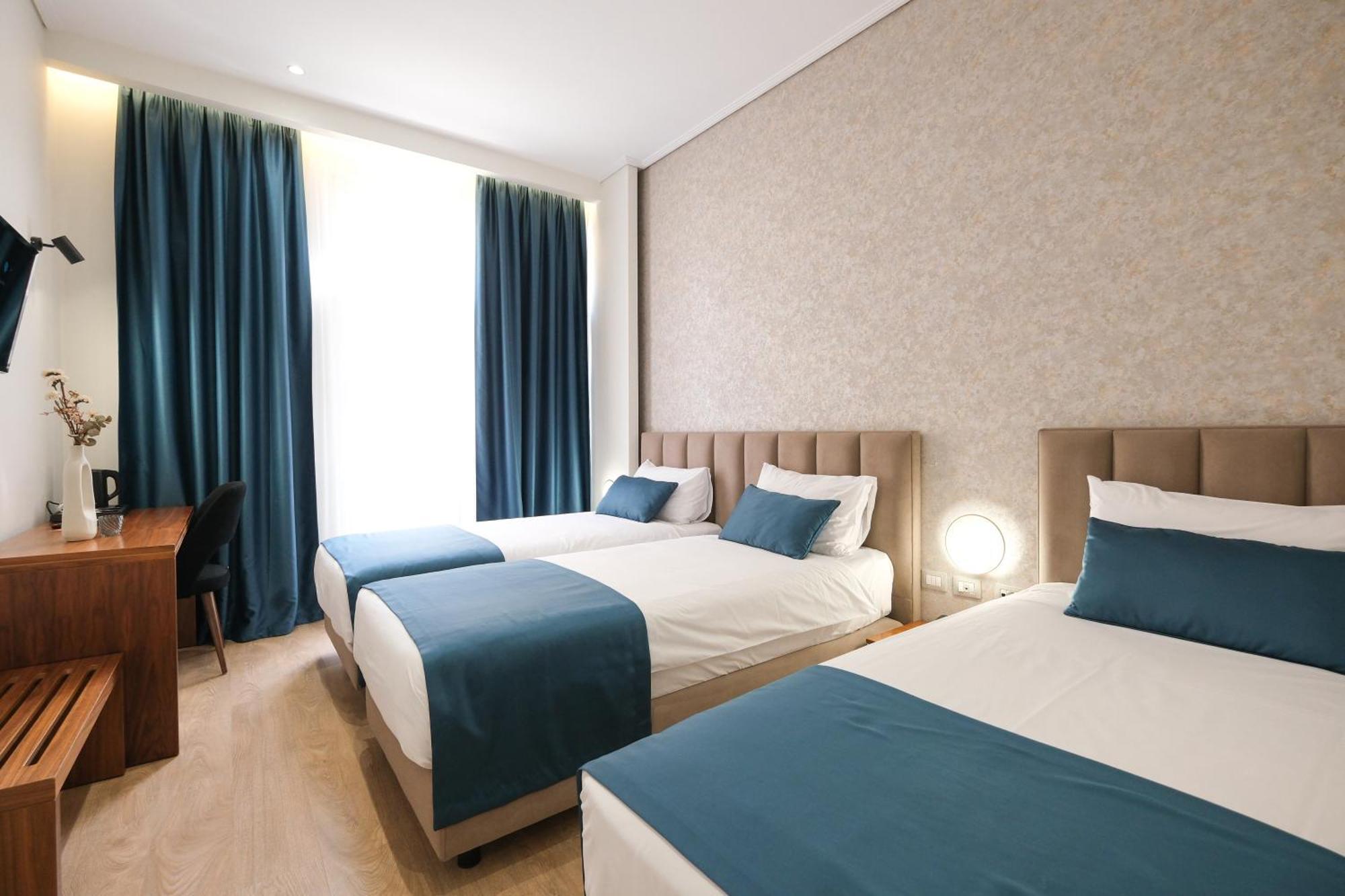 Golden City Hotel , 地拉那 外观 照片